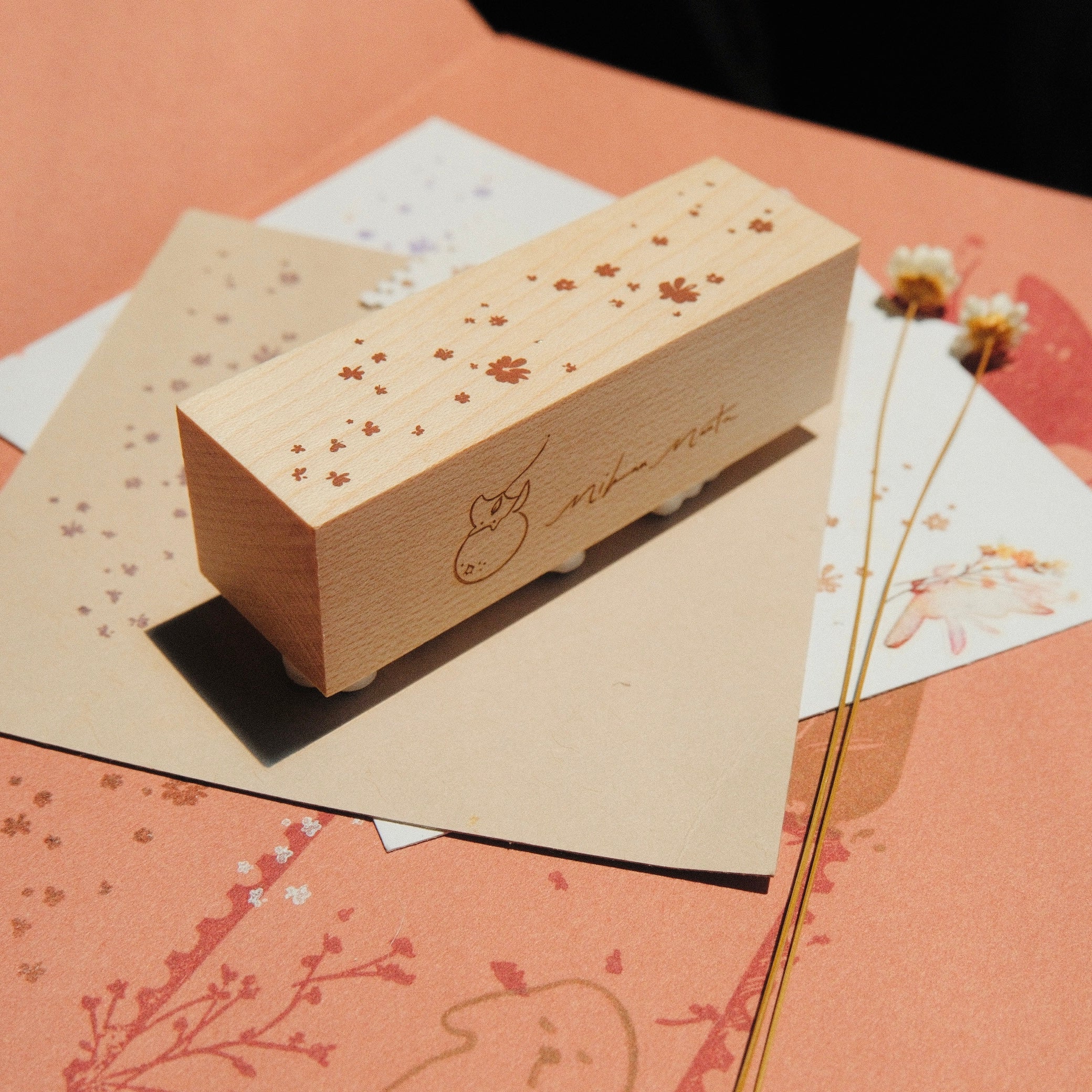 Wooden Stamp - Flower Dust